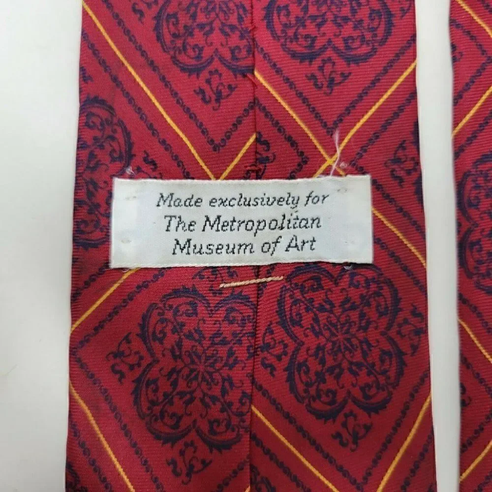 METROPOLITAN MUSEUM ART SILK TIE RED BLUE BAROQUE